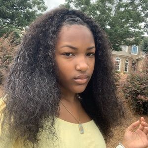 Meet your Posher, Raven